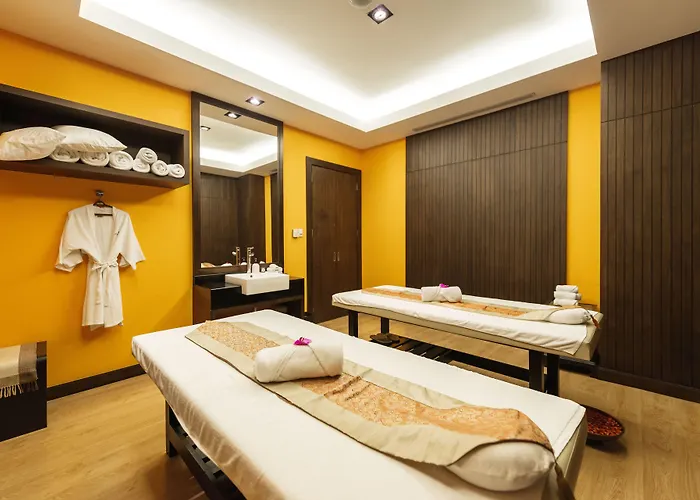 A-one Hotel